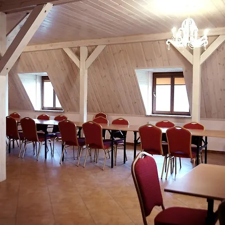 Zagroda Inn *