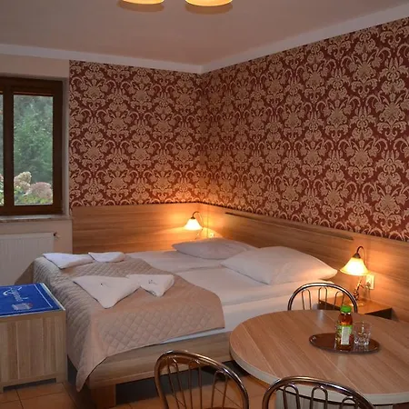Zagroda Inn *